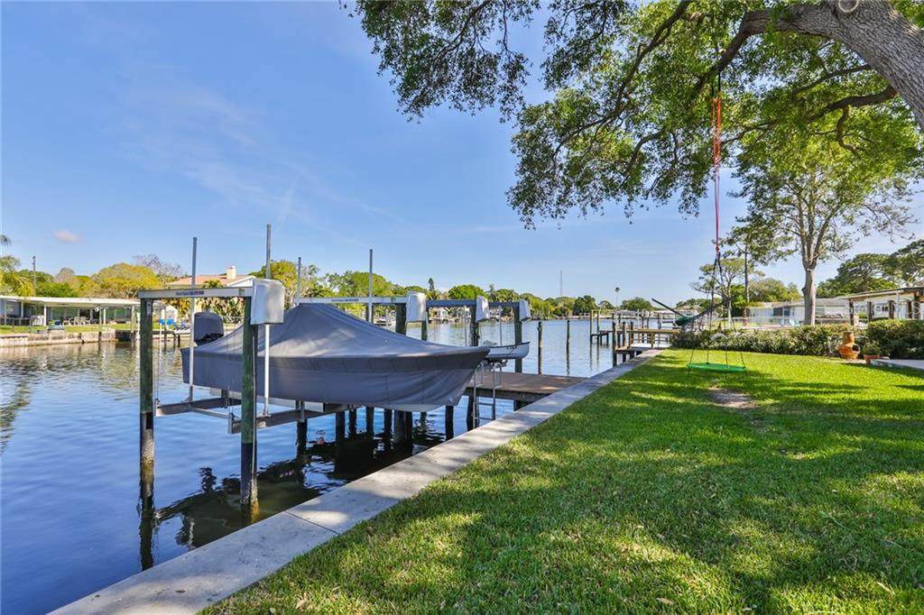 209 Tallahassee Drive - Photo 1