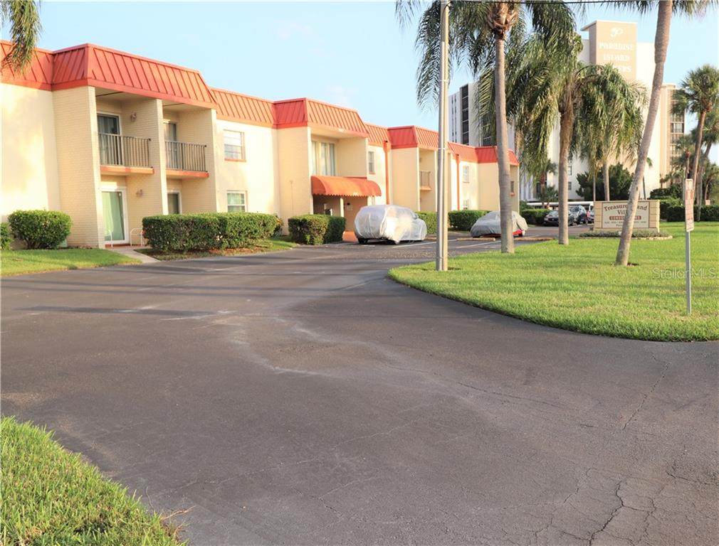 10385 Paradise Boulevard - Photo 1