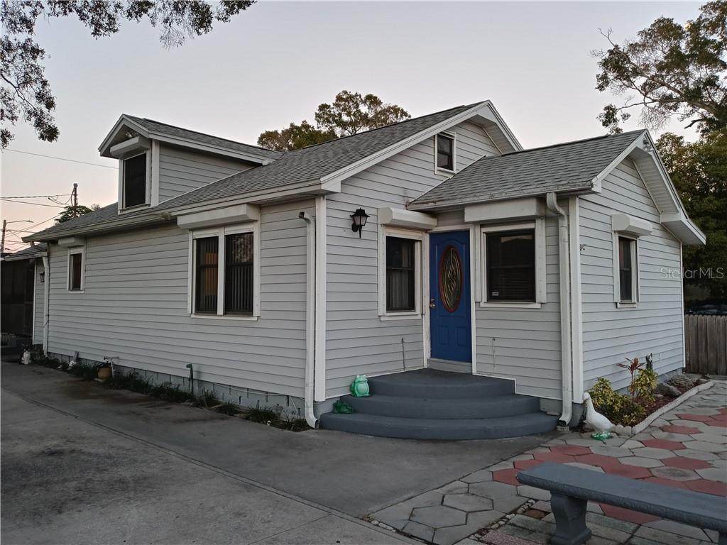 2431 52ND Avenue - Photo 1