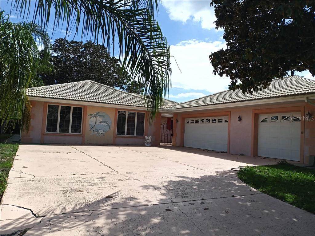10404 Sandtrap Drive - Photo 1