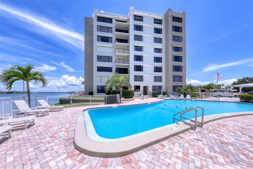 750 Island Way - Photo 1