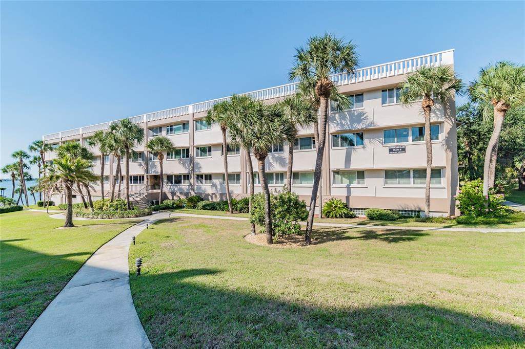 100 Bluff View Drive - Photo 1