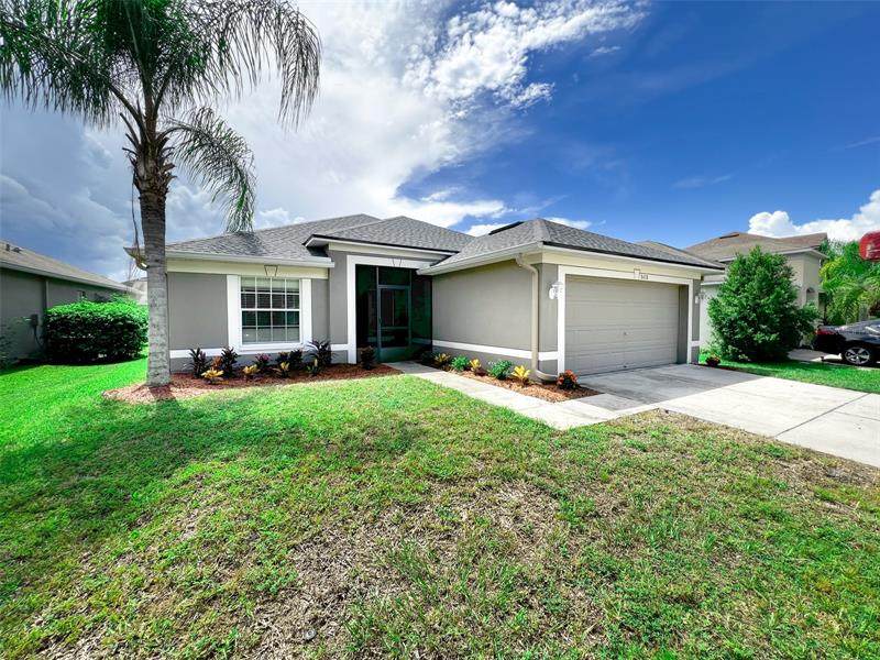 8438 Carriage Pointe Drive - Photo 1