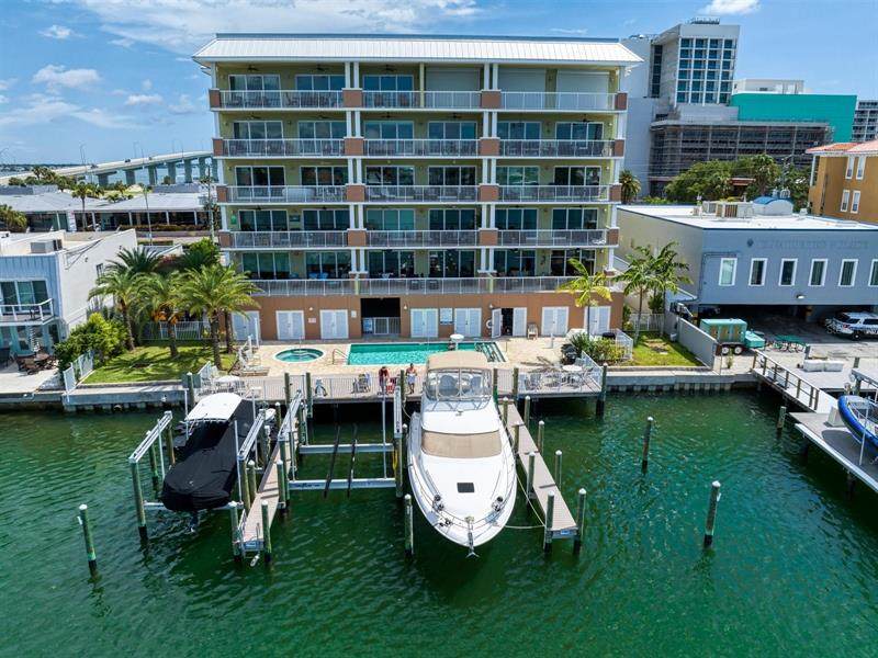 706 Bayway Boulevard - Photo 1