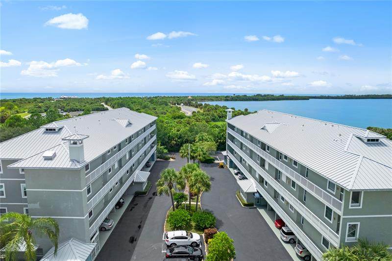 5 Island Park Place - Photo 1