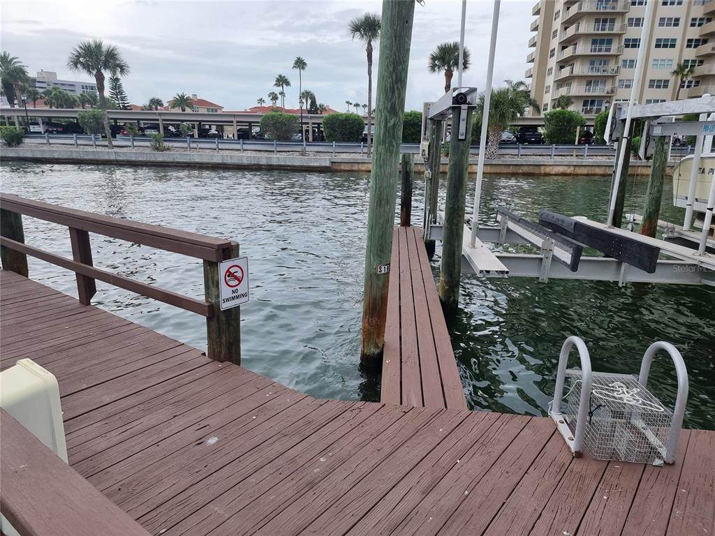 1591 Gulf Boulevard - Photo 1