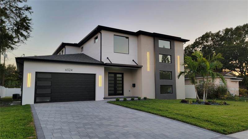 6524 6TH Avenue - Photo 1