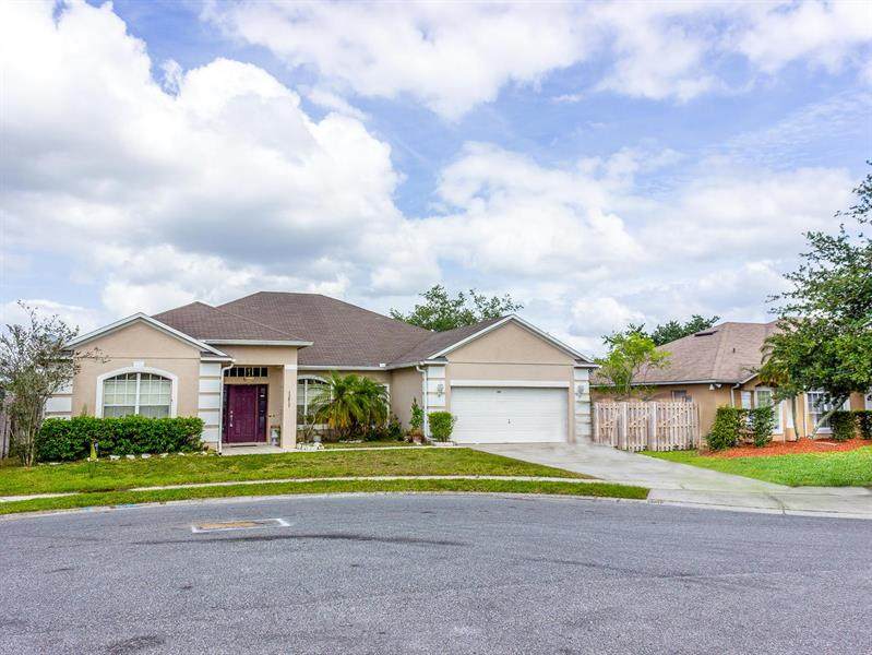13817 Eagles Glen Court - Photo 1
