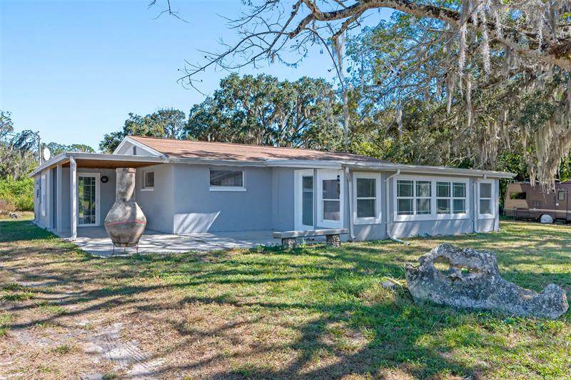 8540 Roseanne Boulevard - Photo 1