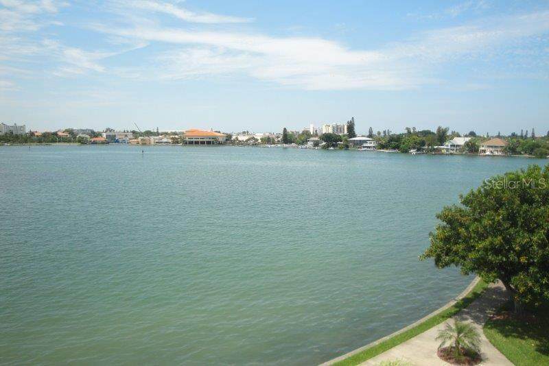 7912 Sailboat Key Boulevard - Photo 1
