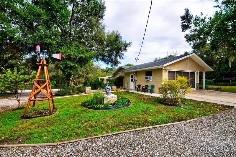 905 Mcgowan Avenue - Photo 1
