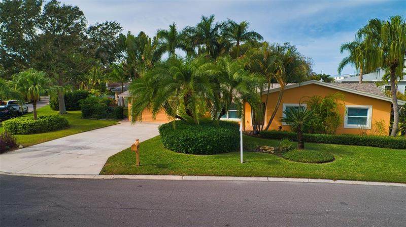 1872 Clearwater Harbor Drive - Photo 1