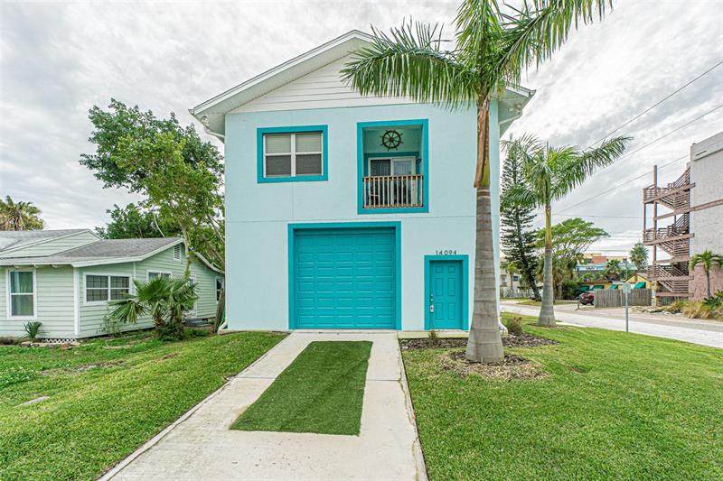 14094 N Bayshore Dr - Photo 1