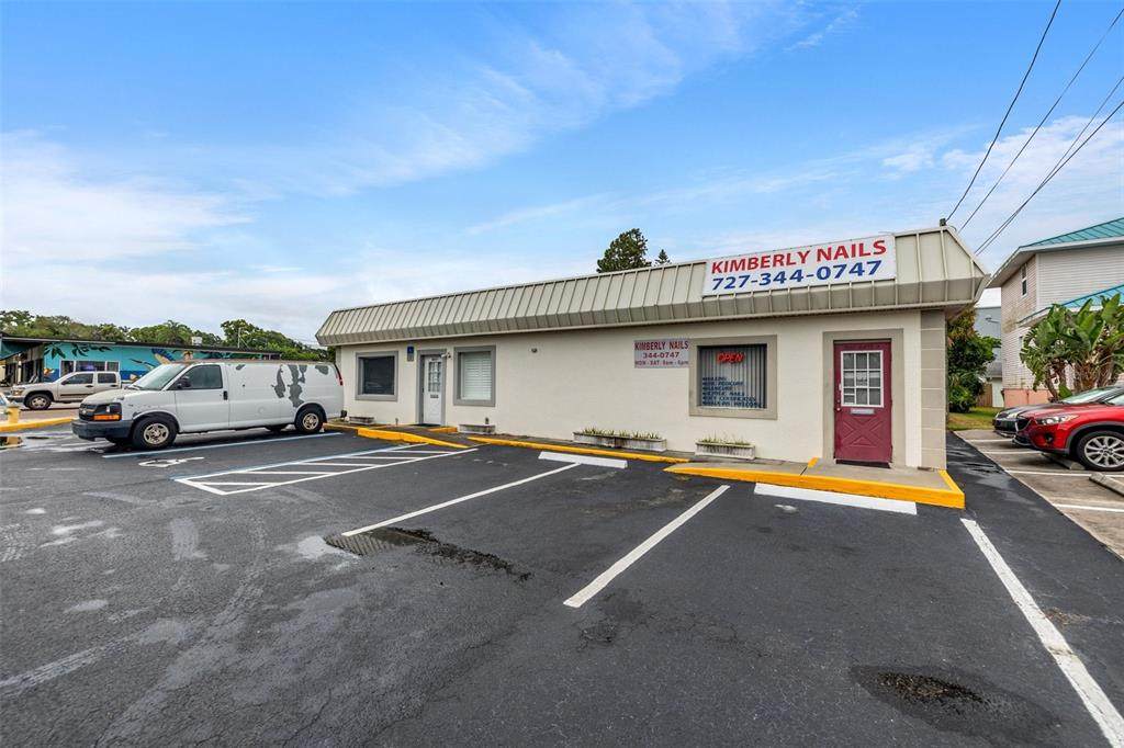 800 Pasadena Avenue - Photo 1