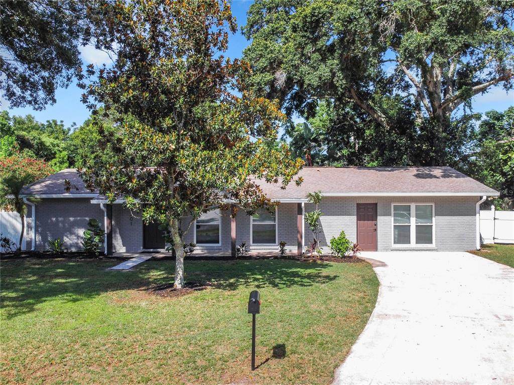 1201 Branda Vista Drive - Photo 1
