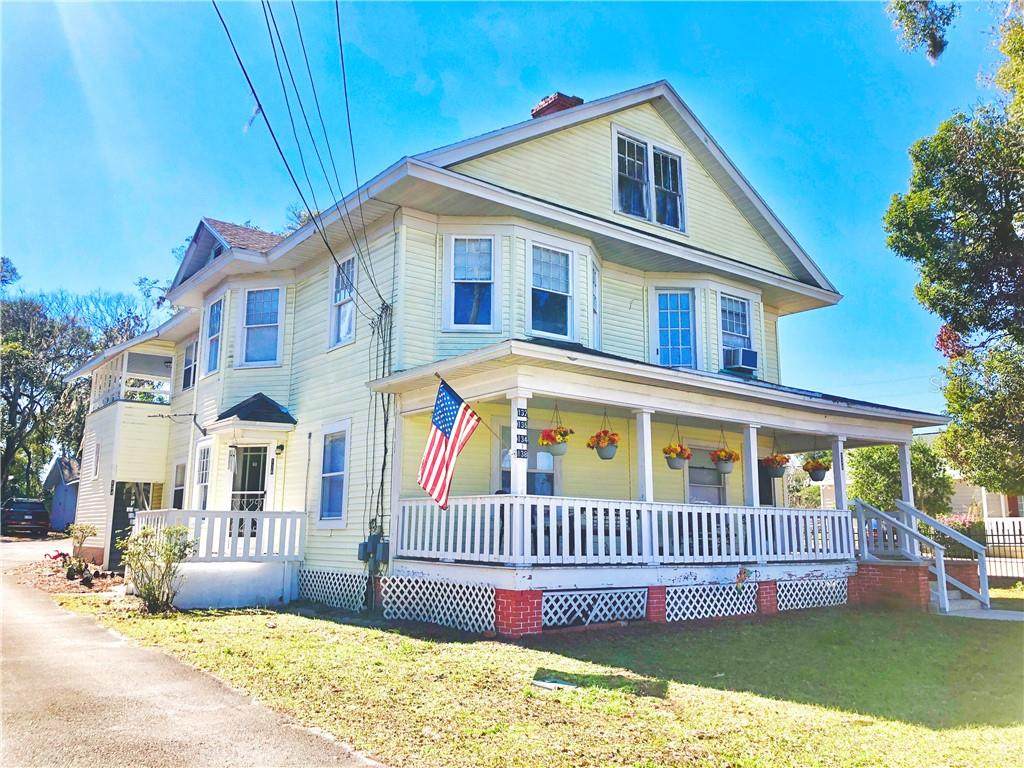 138 Howry Avenue - Photo 1