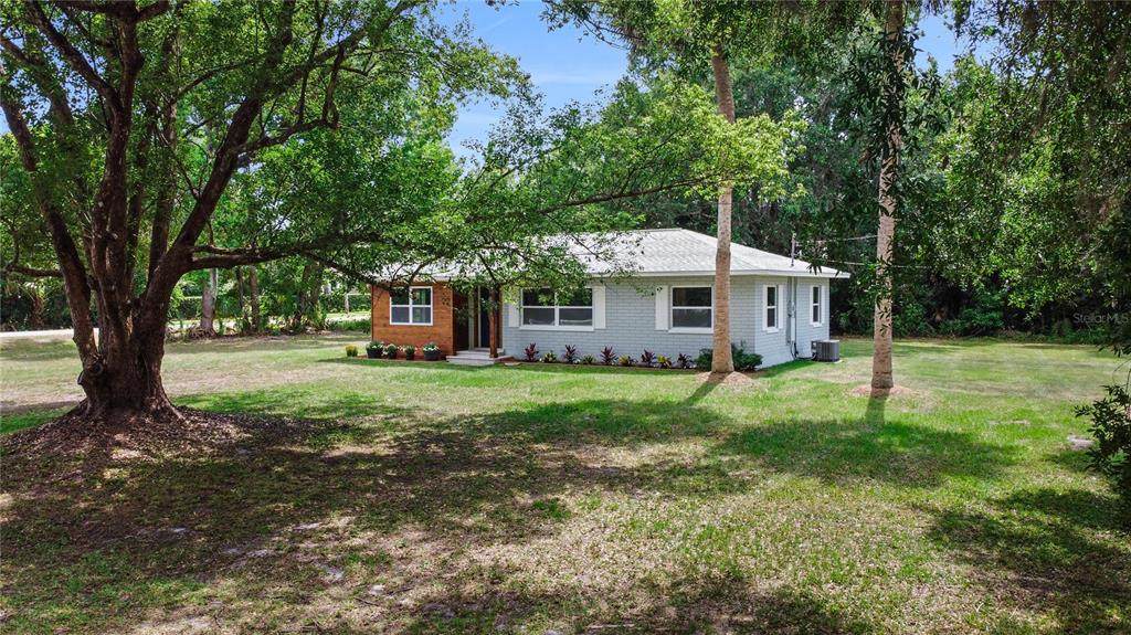 1644 Lakeside Drive - Photo 1