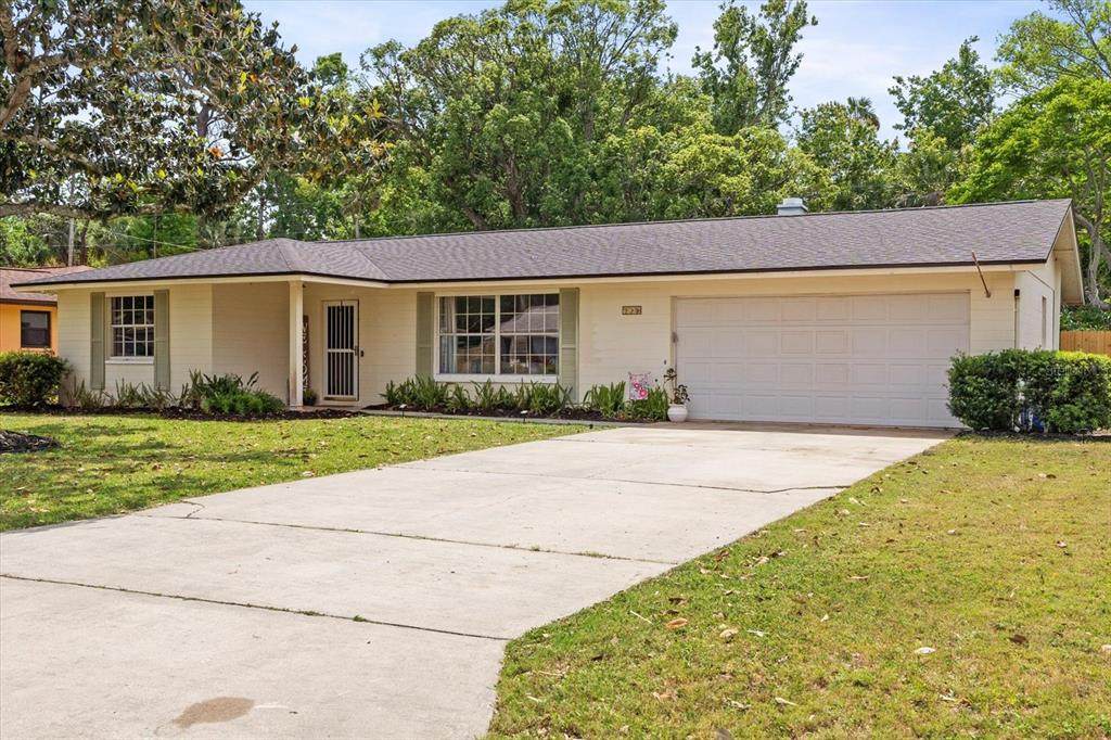 736 Lindenwood Circle - Photo 1