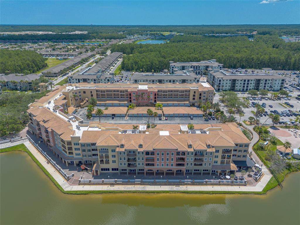 424 Luna Bella Lane - Photo 1