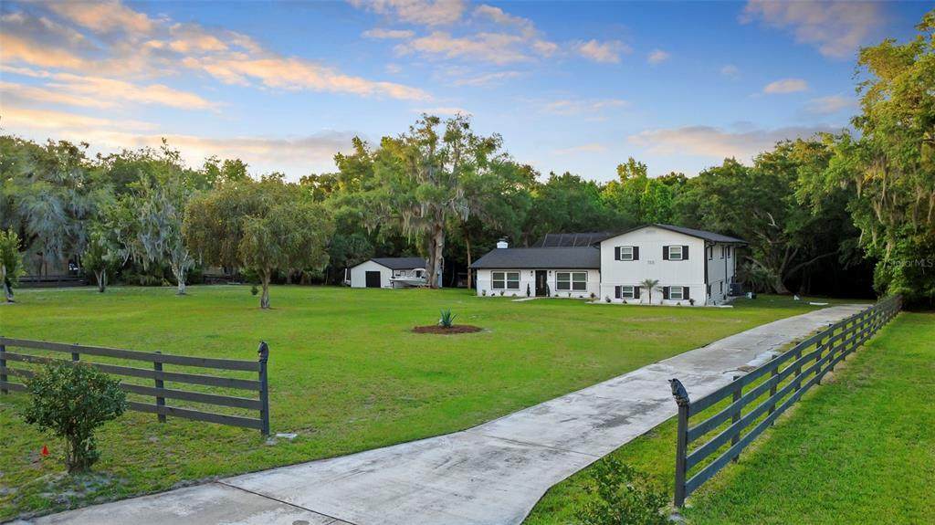 155 Country Circle Drive - Photo 1