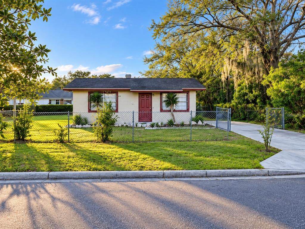 1112/1114 Bay Avenue - Photo 1