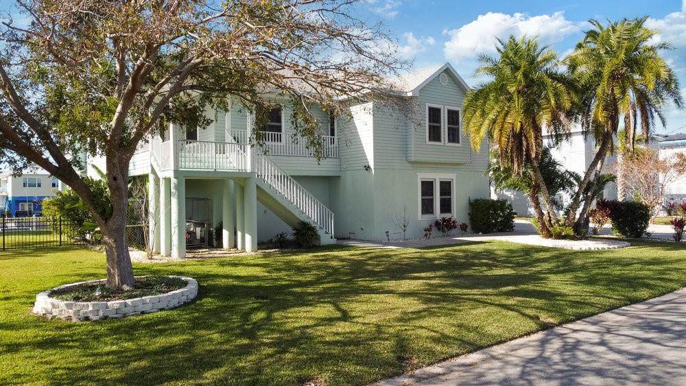 3207 Hibiscus Drive - Photo 1