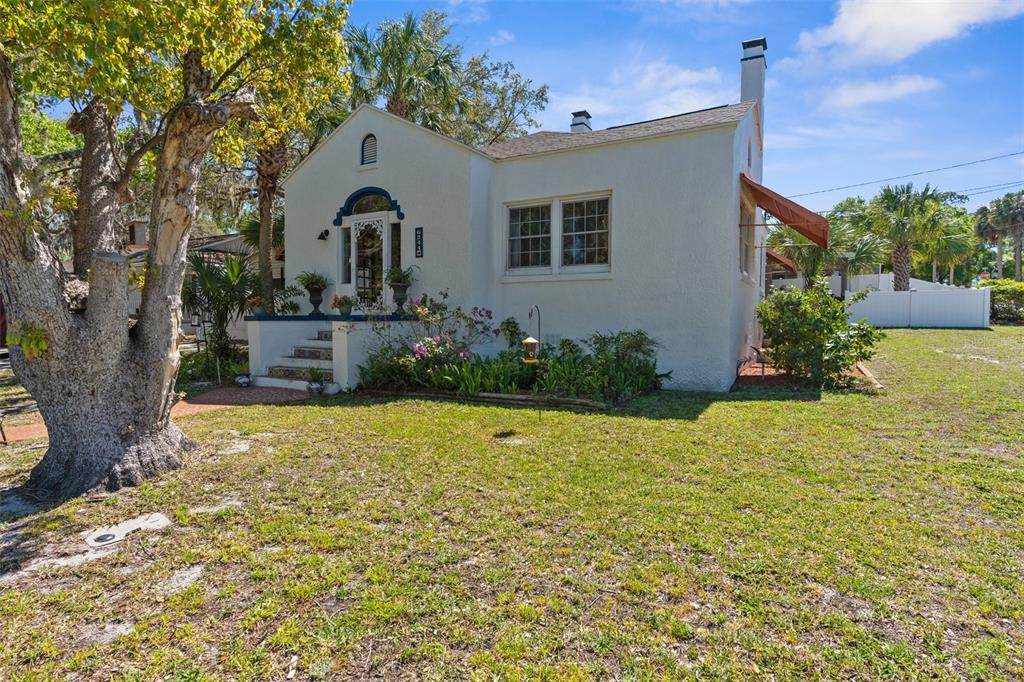 6244 Warren Avenue - Photo 1