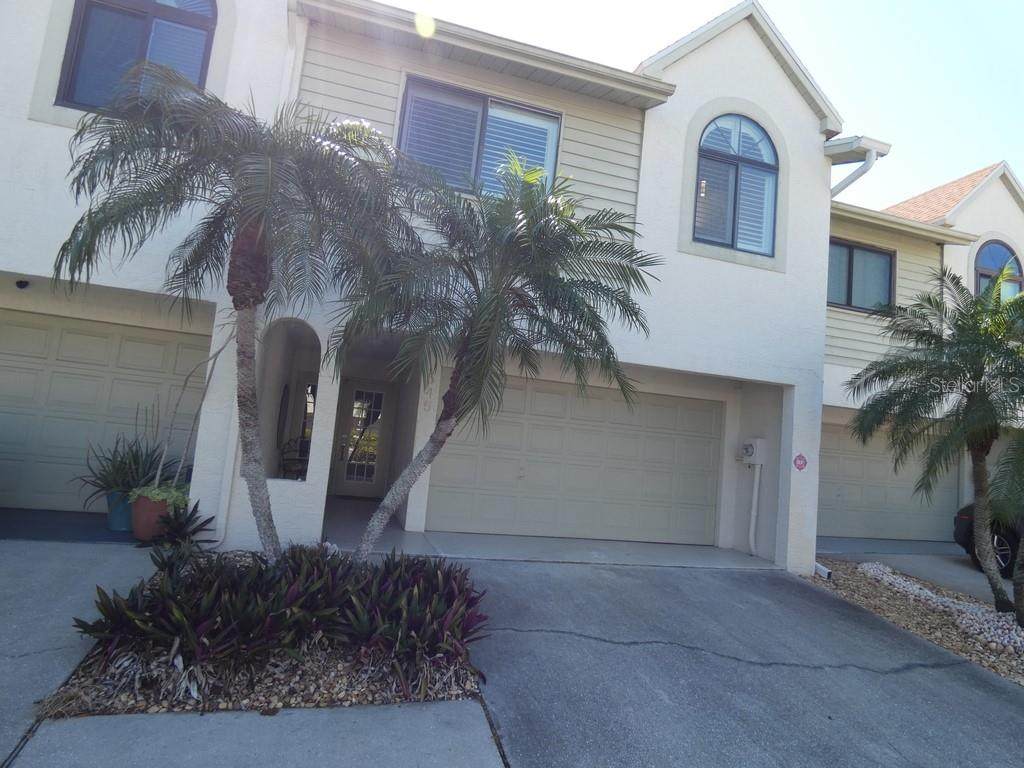 545 Walden Court - Photo 1