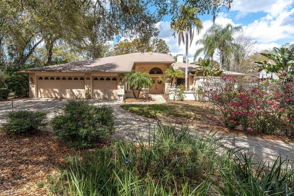 8823 Crescent Forest Boulevard - Photo 1