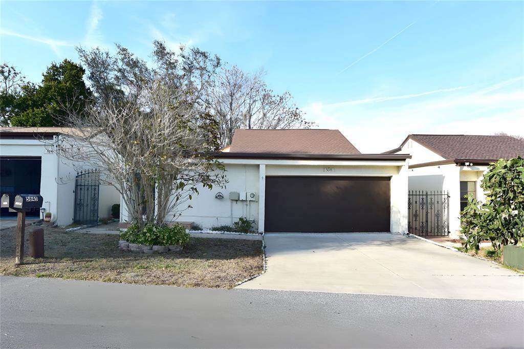5645 Hamilton Harbor Drive - Photo 1