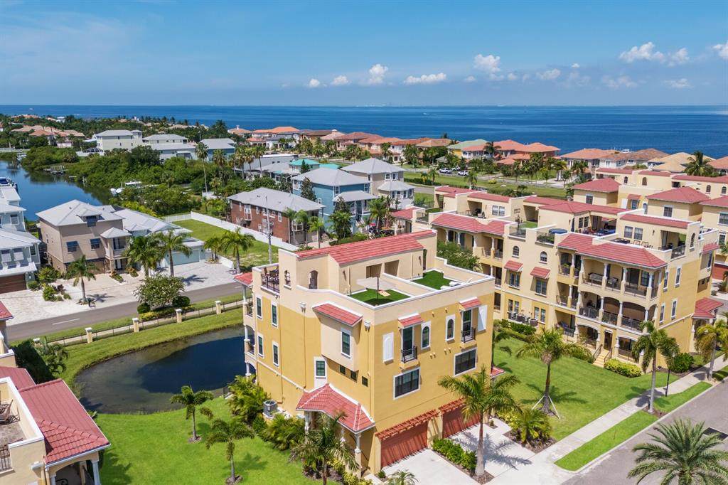 1450 Silvia Shores Drive - Photo 1
