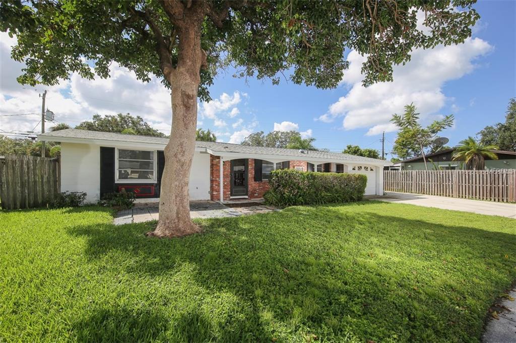 6653 Colonial Drive - Photo 1