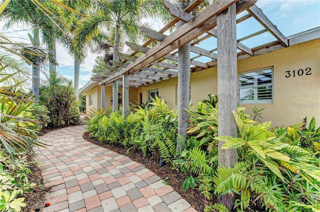 3102 Pinecrest Street - Photo 1