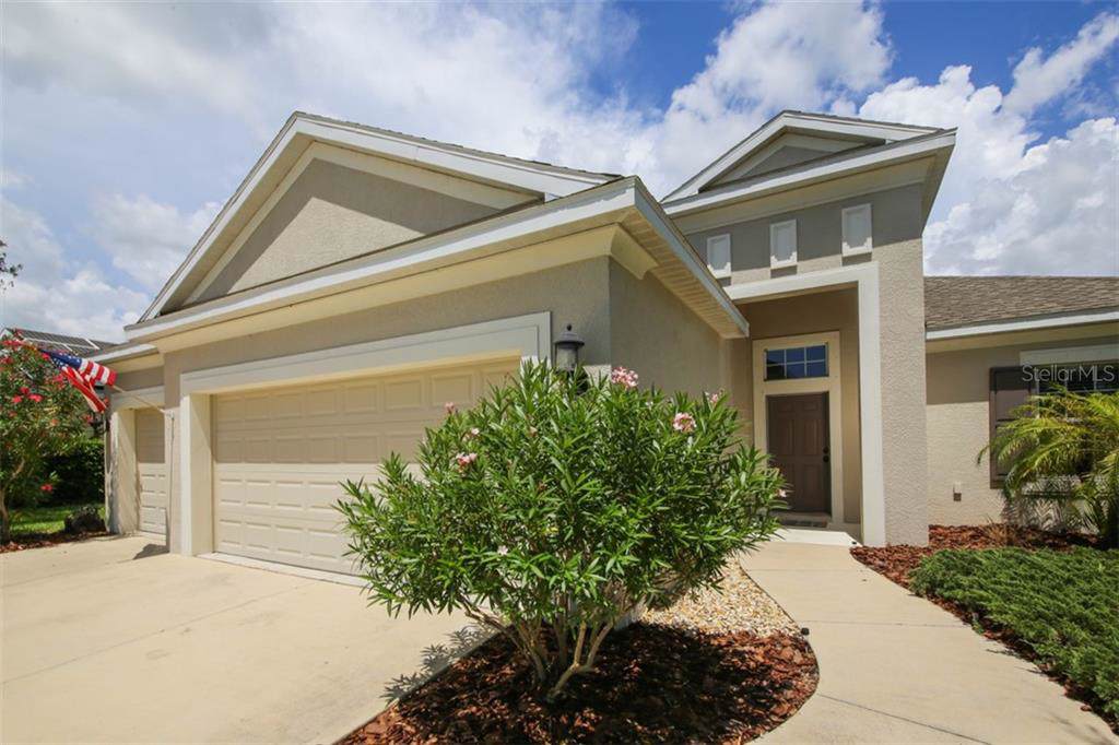 1556 Hickory View Circle - Photo 1