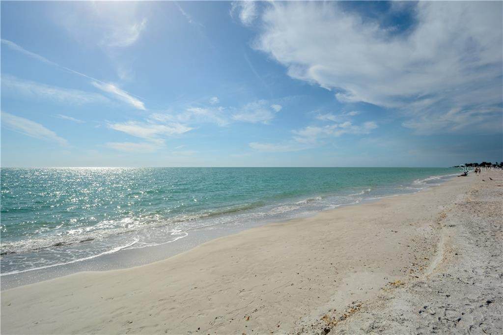 5635 Gulf Of Mexico Drive - Photo 1 5635 Gulf Of Mexico Drive - Photo 1