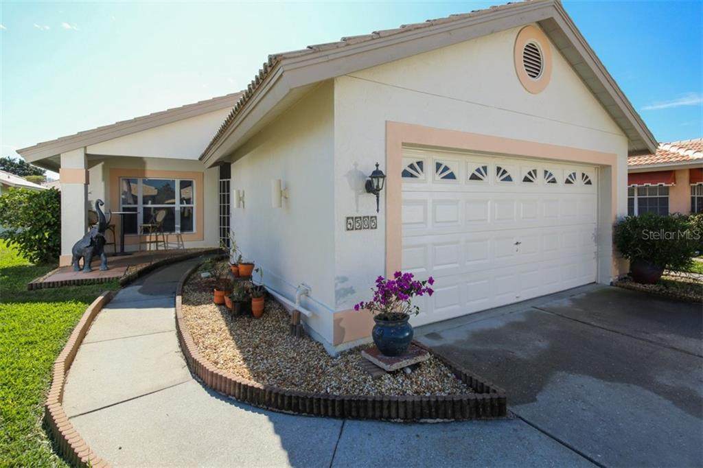 4505 Galloway Boulevard - Photo 1
