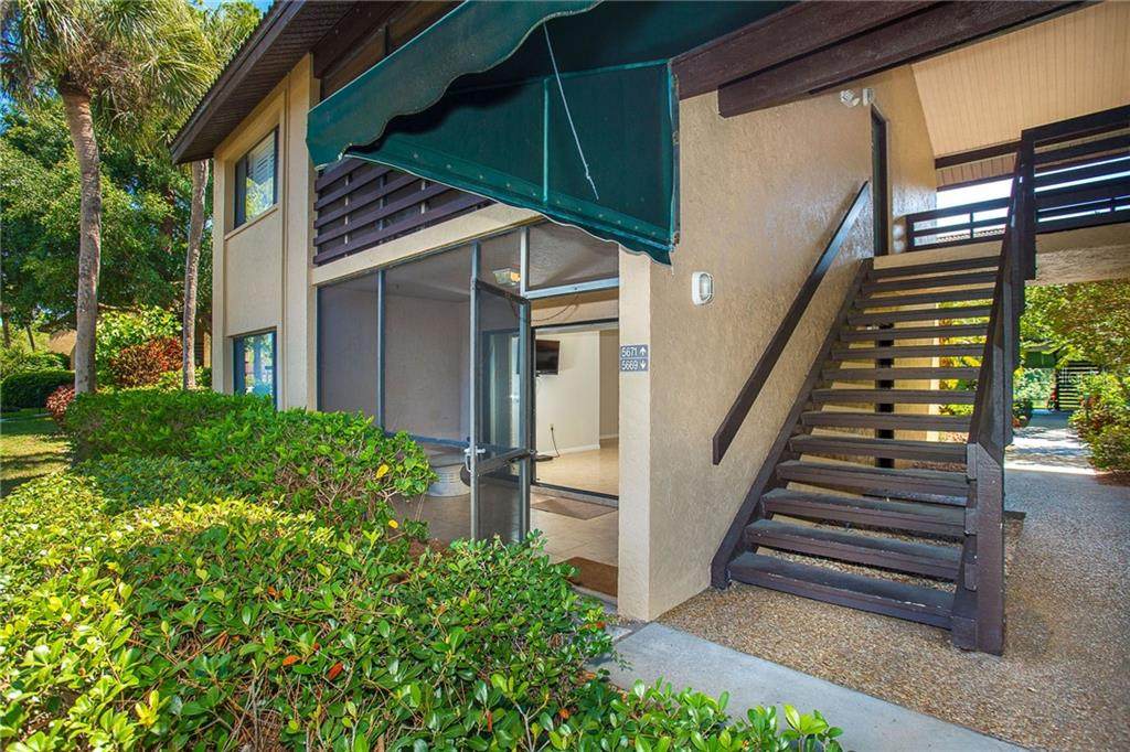 5669 Ashton Lake Drive - Photo 1