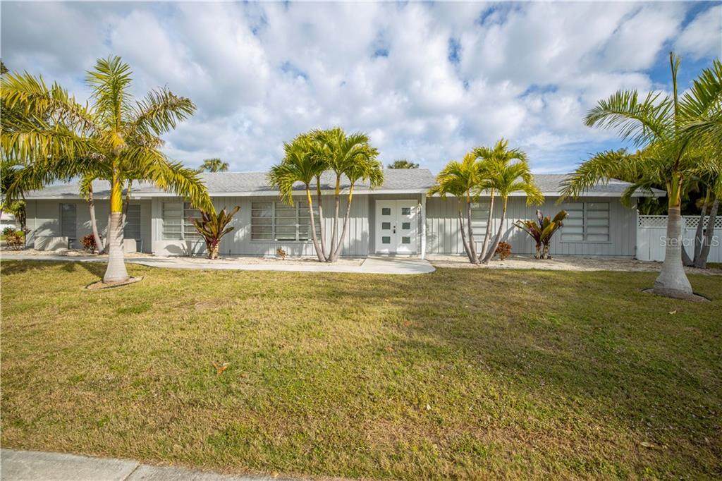 500 Schooner Lane - Photo 1