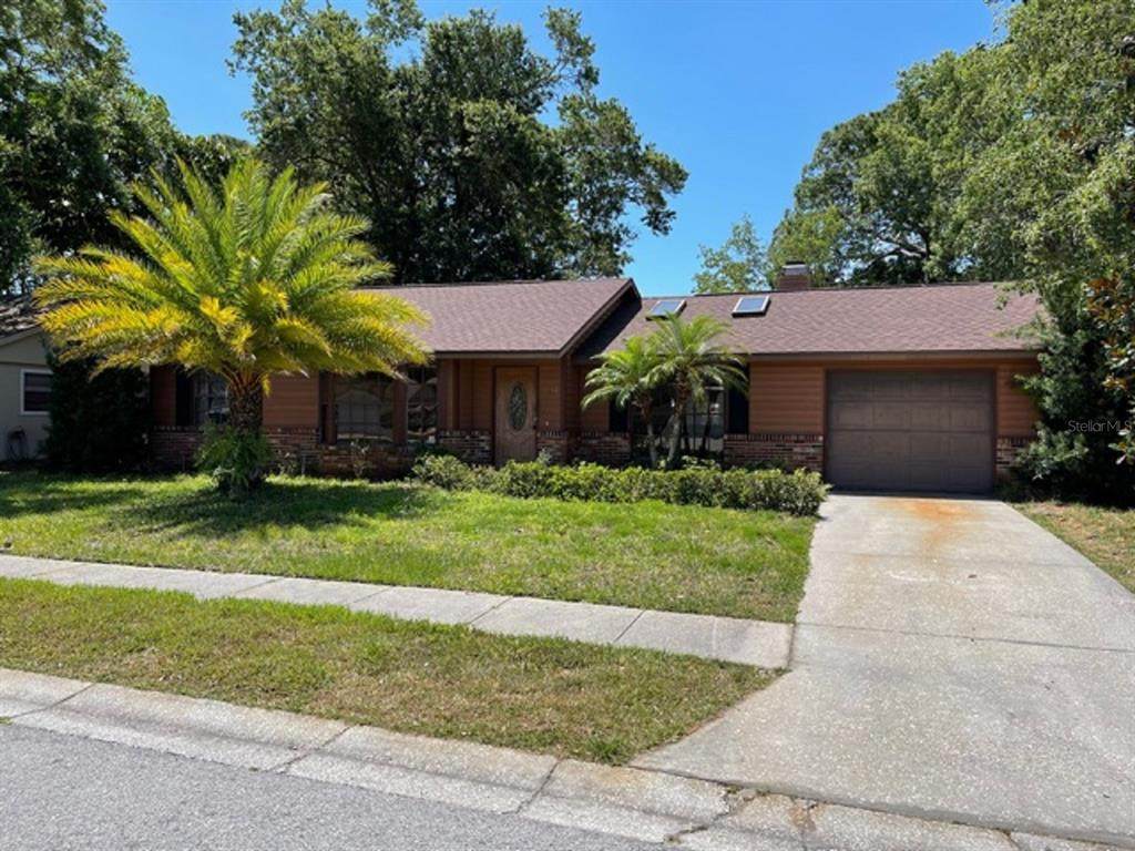 2942 Woodpine Circle - Photo 1