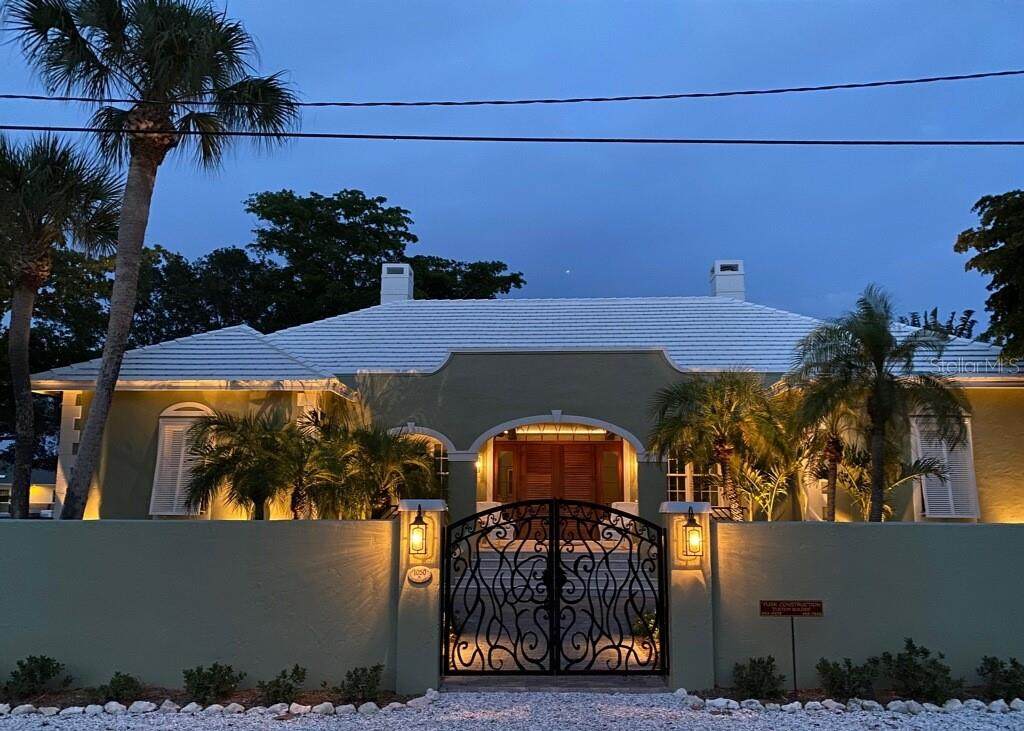 1050 Railroad Avenue - Photo 1