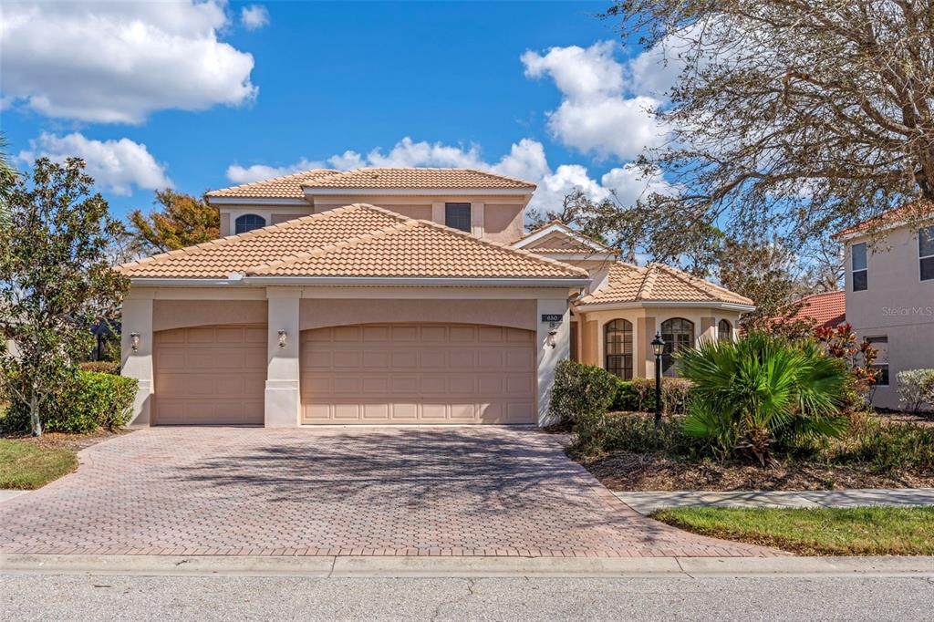 650 Crane Prairie Way - Photo 1