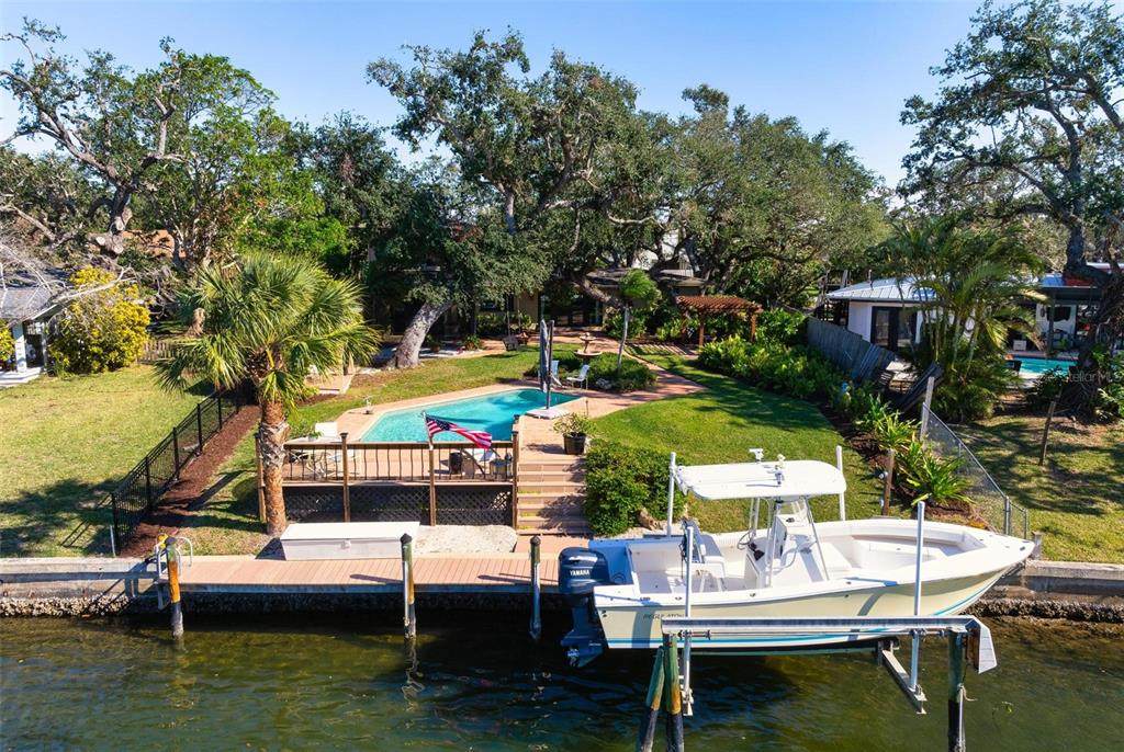 1827 Baywood Drive - Photo 1