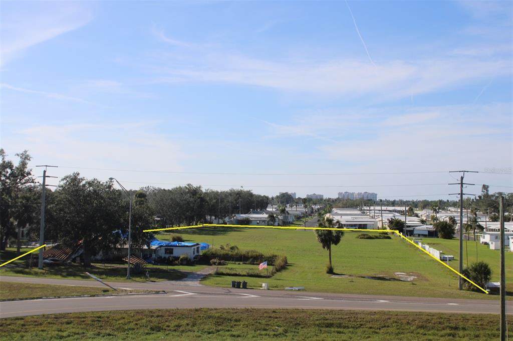 2815 Us-41 - Photo 1
