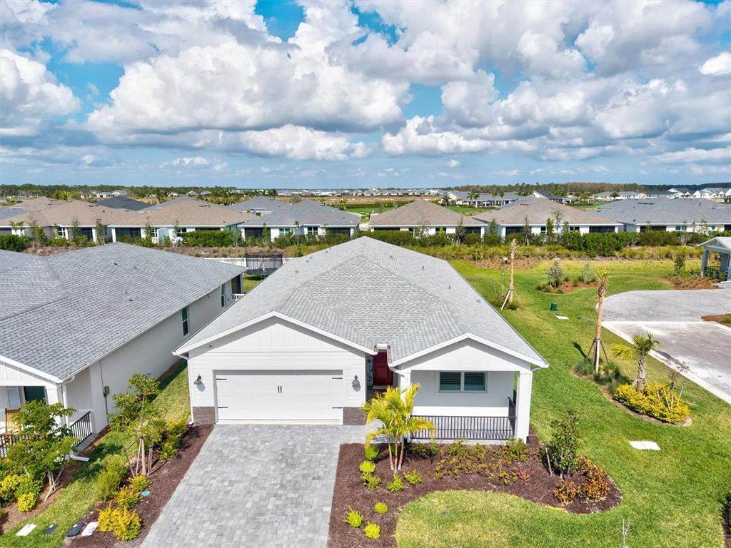 44325 Saddlewood Court - Photo 1