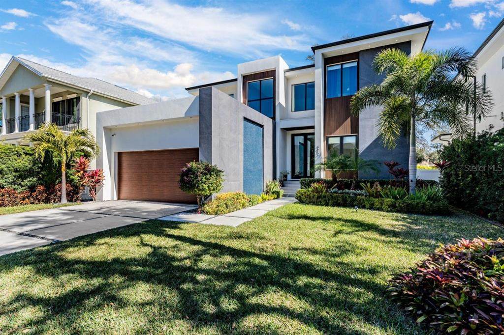 212 Renellie Drive - Photo 1