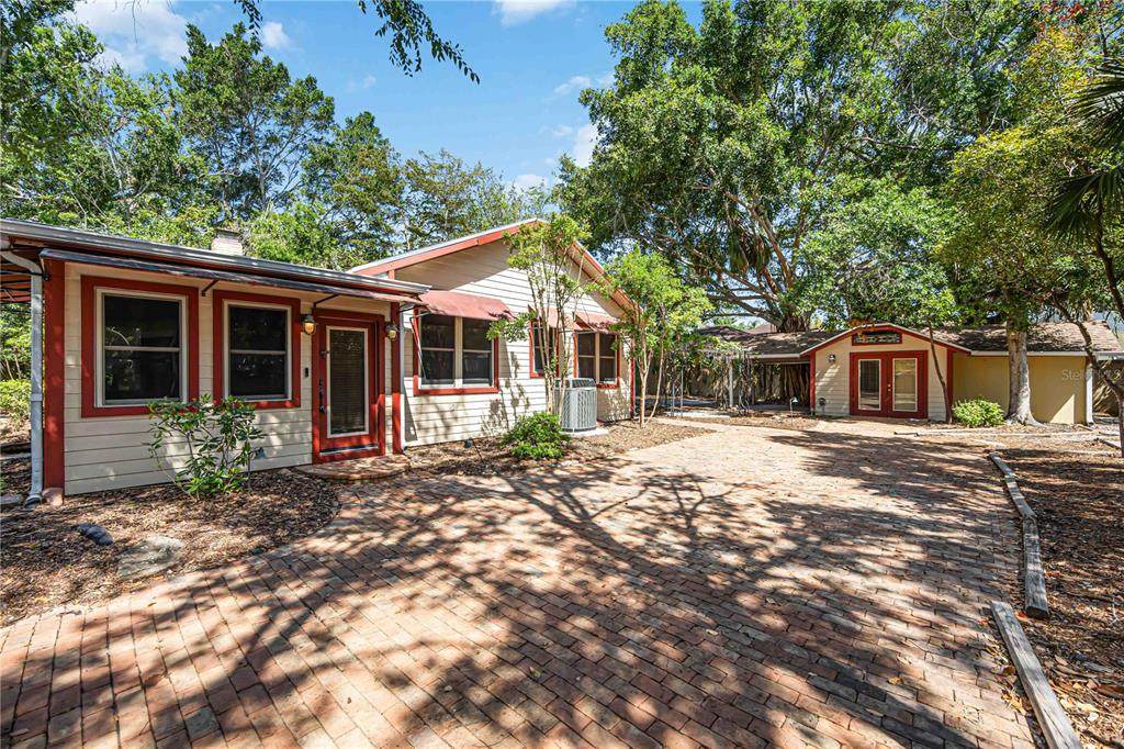 1743 8TH STREET - Photo 1