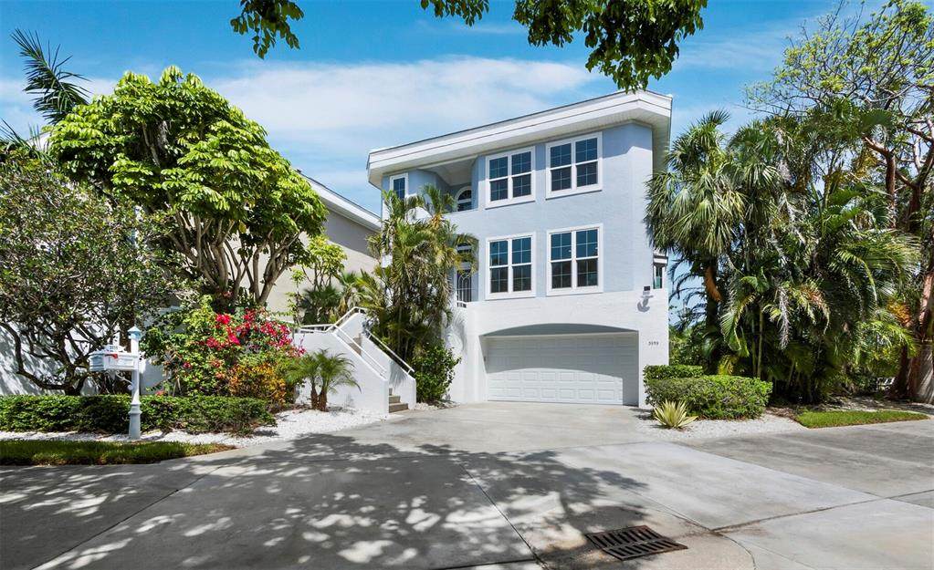 3959 Somerset Drive - Photo 1
