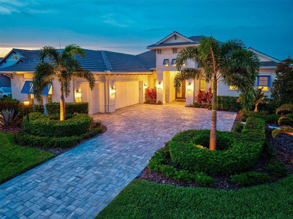 7916 Mainsail Lane - Photo 1