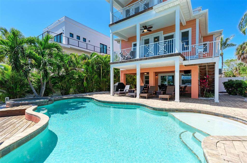 203 Harbor Drive - Photo 1