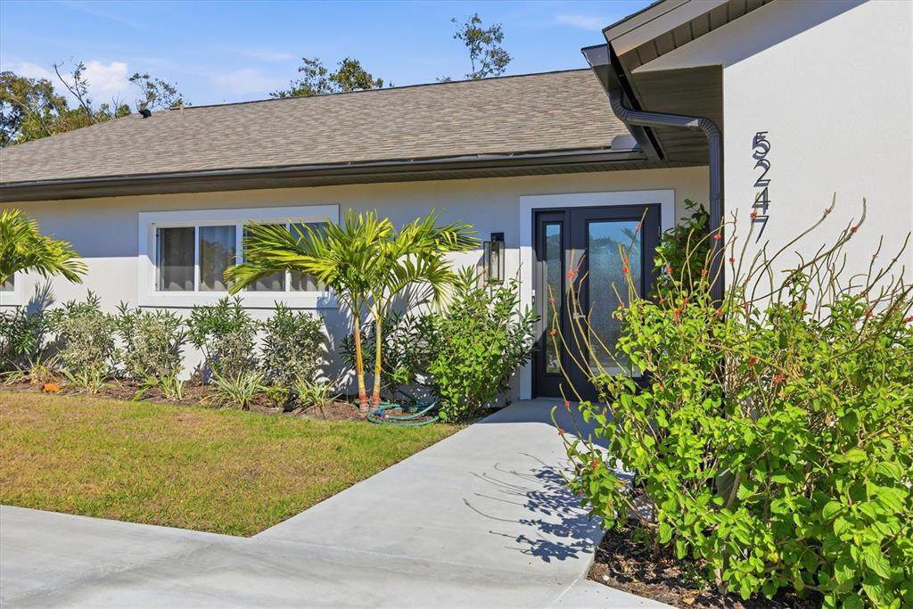 5247 Carmilfra Drive - Photo 1